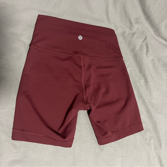 SOLD LULULEMON WUNDER UNDER SHORTS - Picture 3 of 4